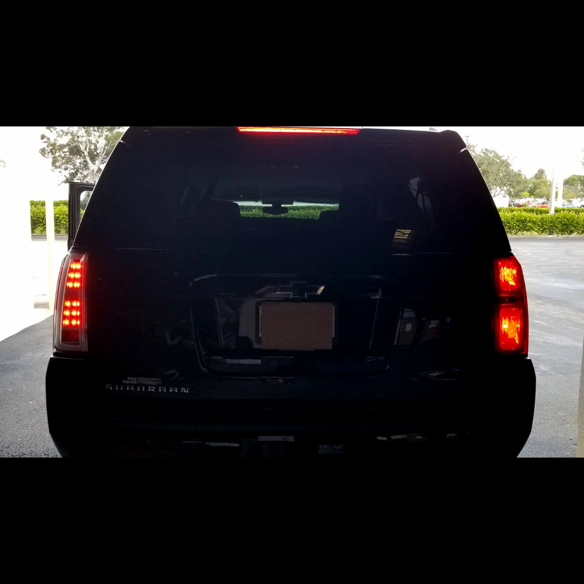Chevy Tahoe & Suburban 15-20 OLED Bar Tail Lights OLED in Clear - Image 14