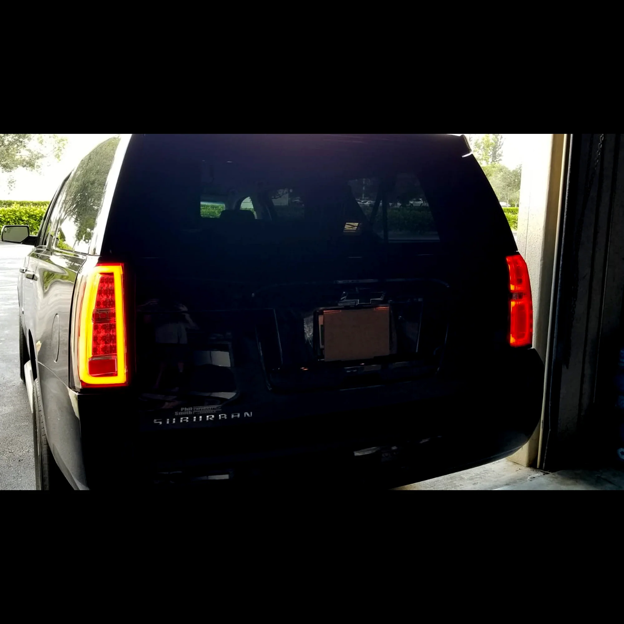 Chevy Tahoe & Suburban 15-20 OLED Bar Tail Lights OLED in Clear - Image 7
