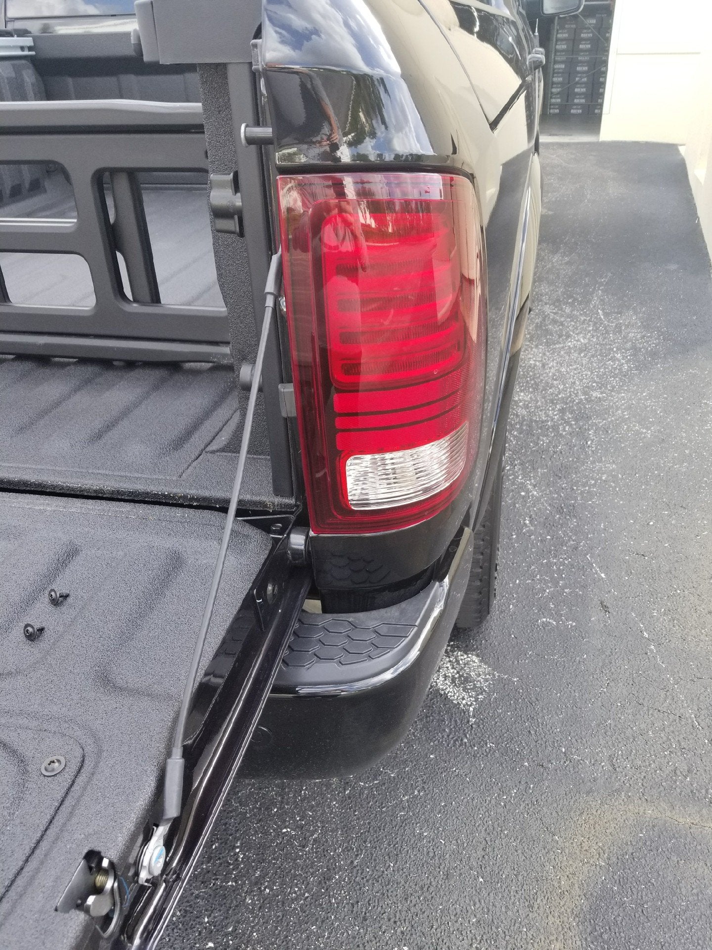 Dodge RAM 1500 13-18 Ultra Bright OLED Tail Lights (Replaces Factory LED Only) - Multiple Lens - Image 7