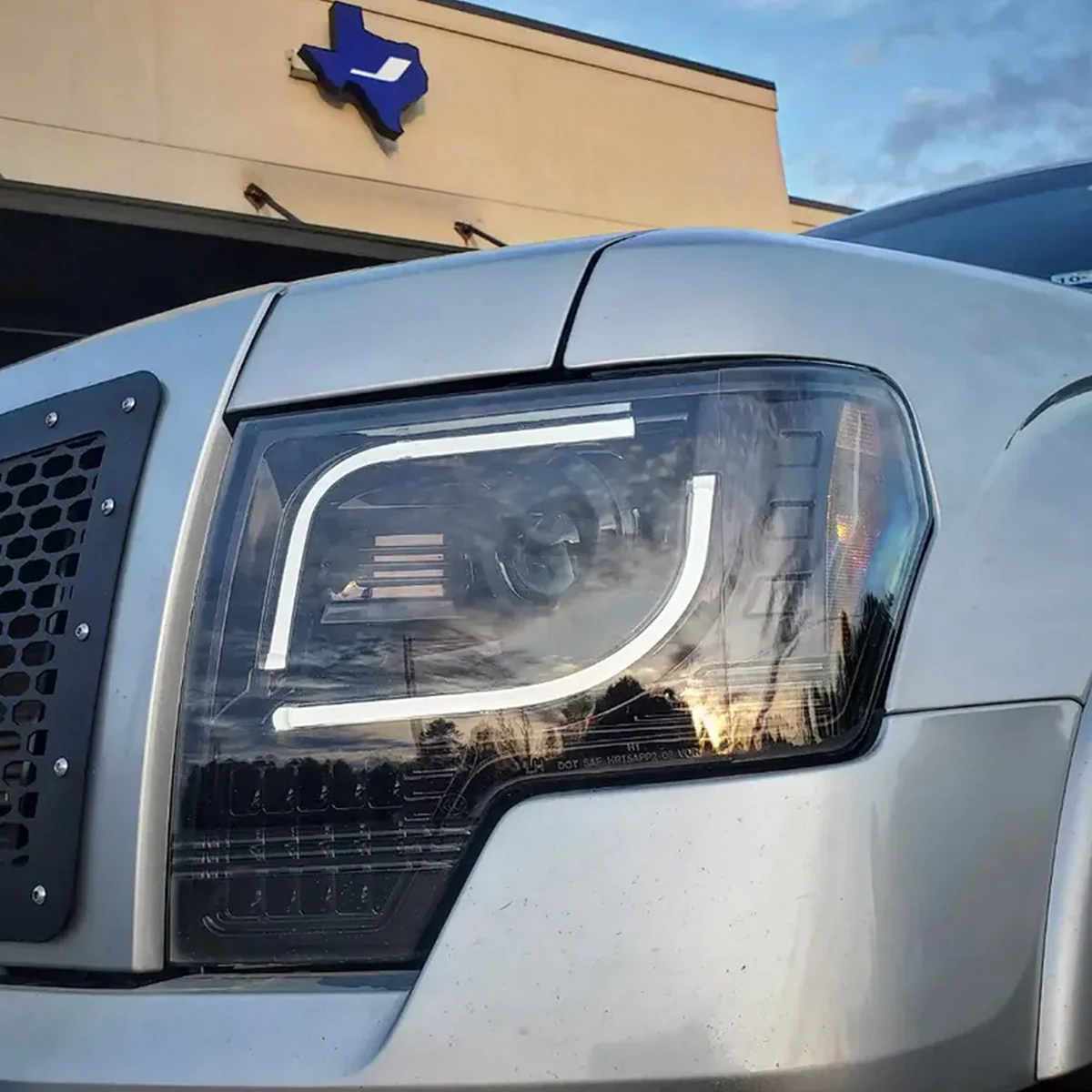 Ford F150 & Raptor 13-14 Projector Headlights Ultra High Power White LED DRL w/ Amber Turn Signals - Multiple Styles - Image 2