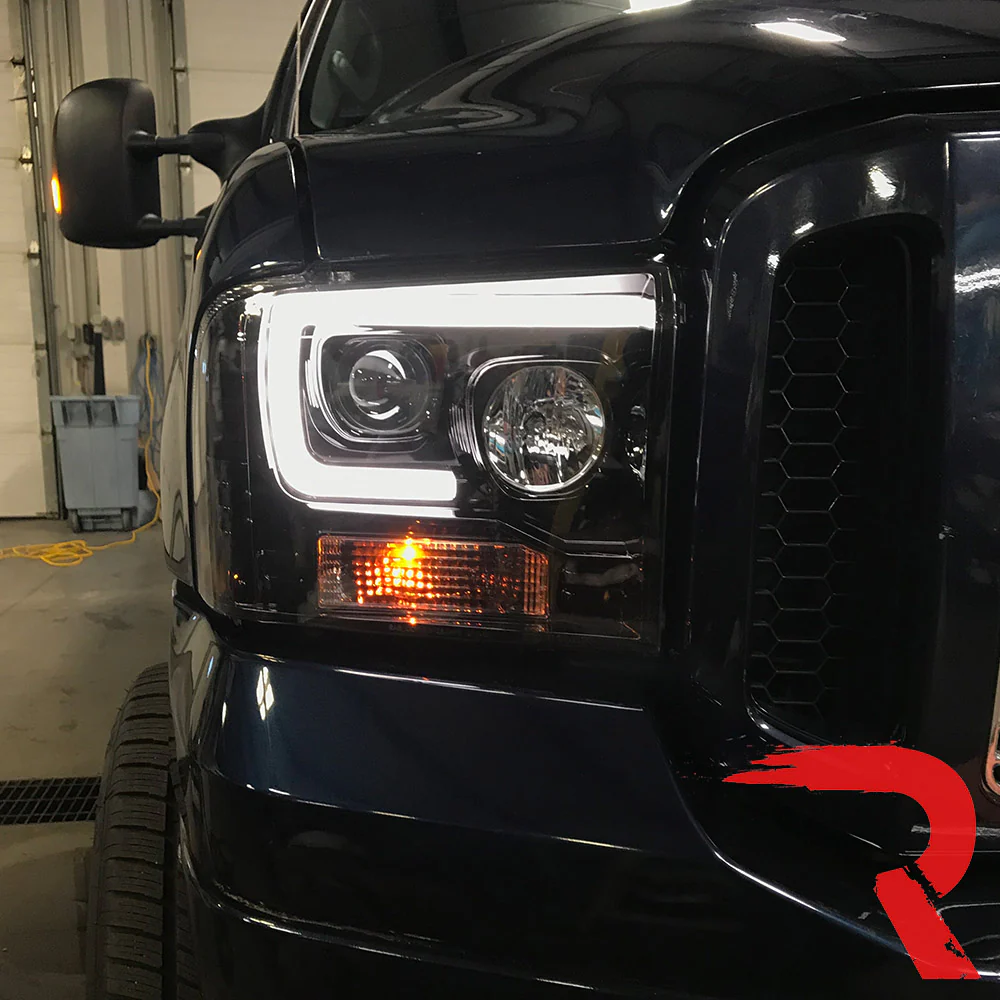 Ford Super Duty 05-07 Projector Headlights OLED Halos, DRL - Multiple Styles - Image 12
